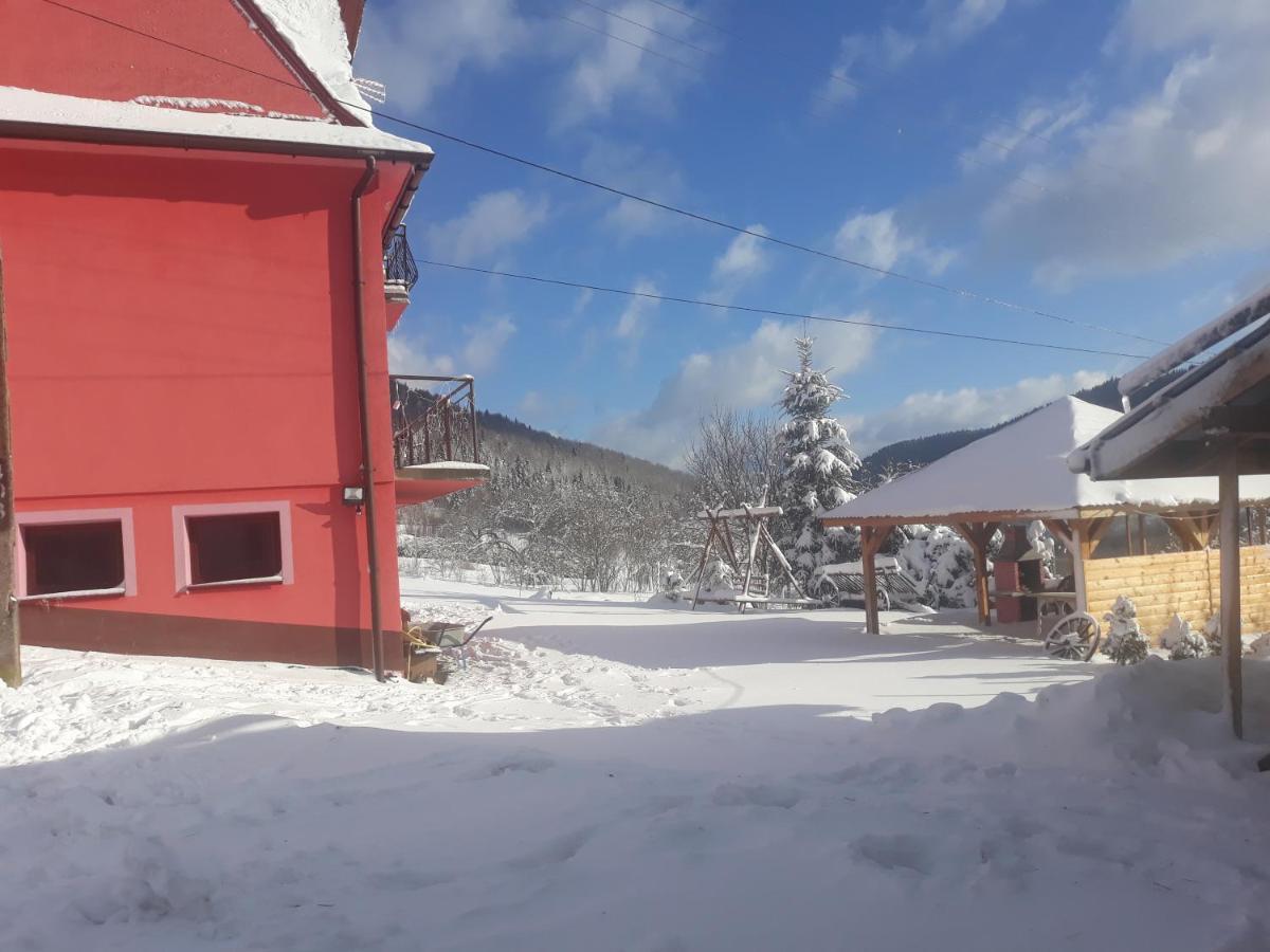 Malinowy Domek Mlynczyska Exteriér fotografie